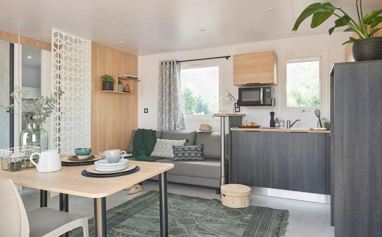 Camping Le Village De La Mer Les Moutiers Экстерьер фото