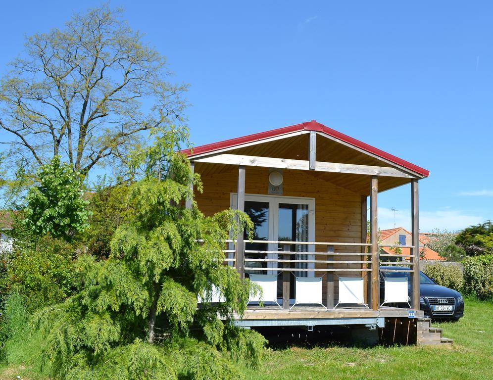 Camping Le Village De La Mer Les Moutiers Экстерьер фото