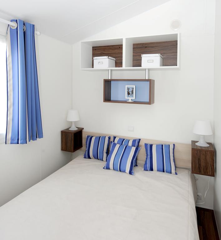 Camping Le Village De La Mer Les Moutiers Экстерьер фото
