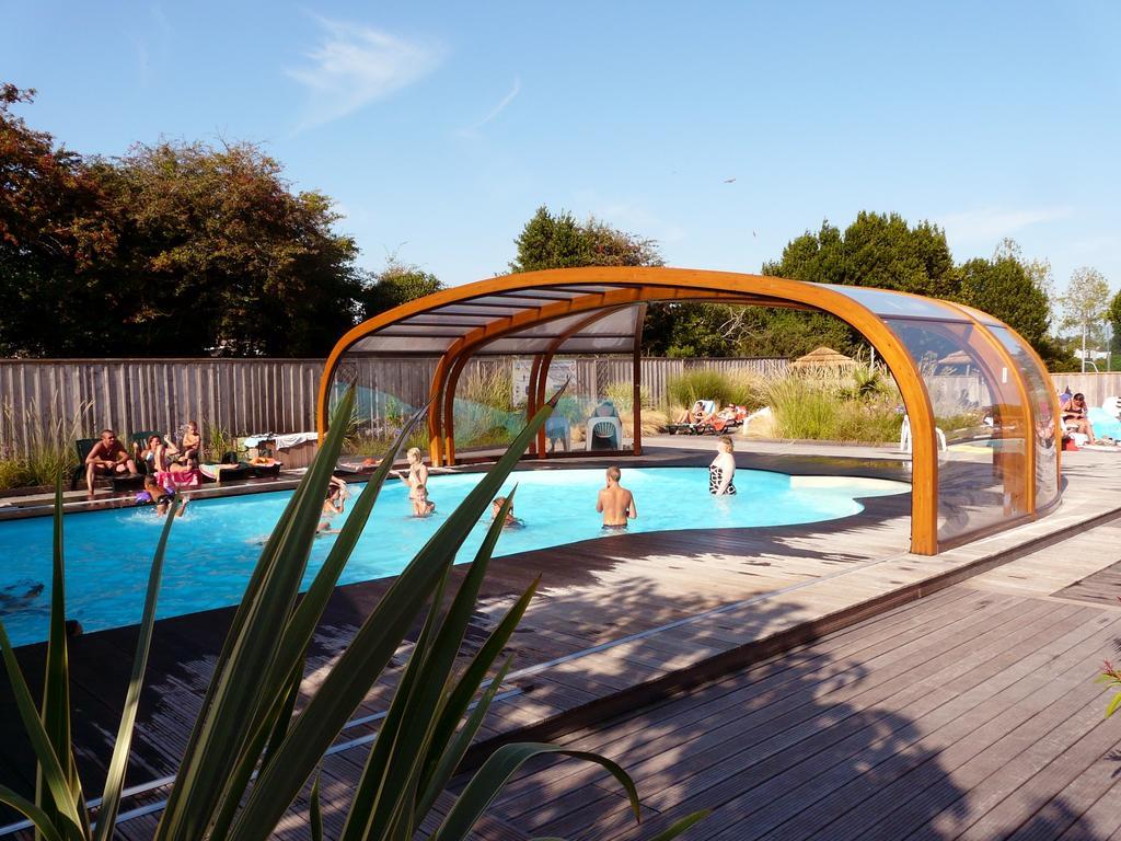 Camping Le Village De La Mer Les Moutiers Экстерьер фото